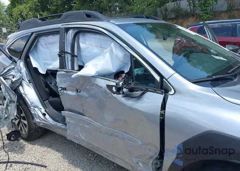 2024 Subaru Outback Premium z USA, uszkodzony, nr VIN 4S4BTAFC9R3202592